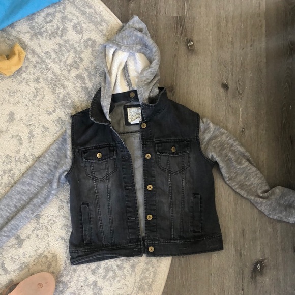 COPY - Billabong Jean Jacket - Picture 1 of 4